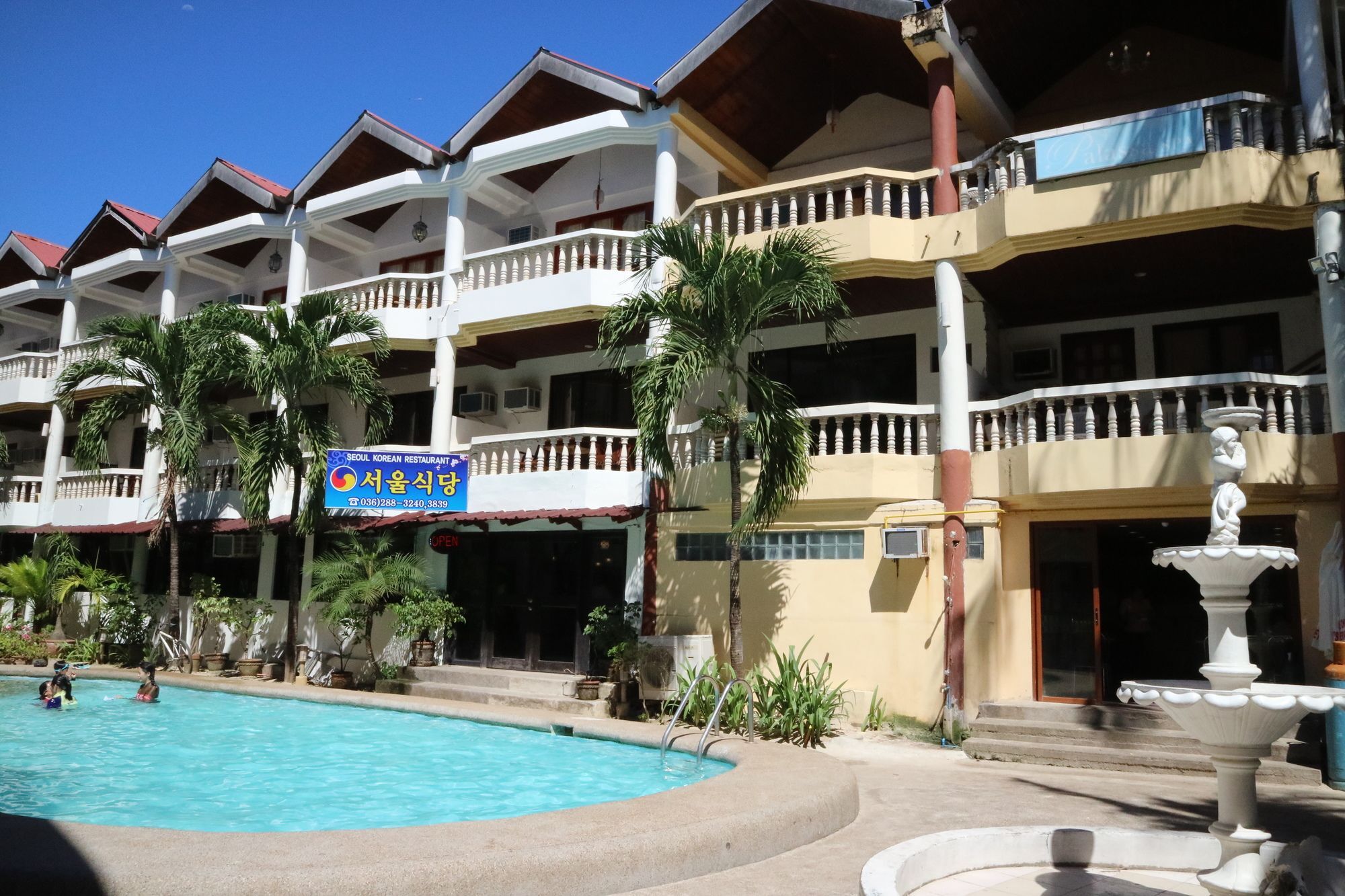 Boracay Peninsula Resort Balabag  Exterior photo